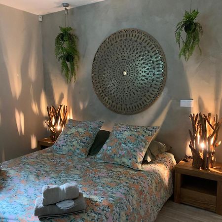 Le Paon Bleu Annecy Poisy Bed & Breakfast Ngoại thất bức ảnh