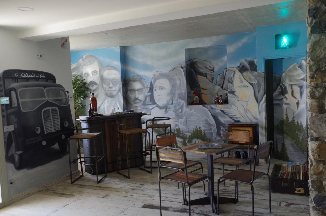 Le Paon Bleu Annecy Poisy Bed & Breakfast Ngoại thất bức ảnh