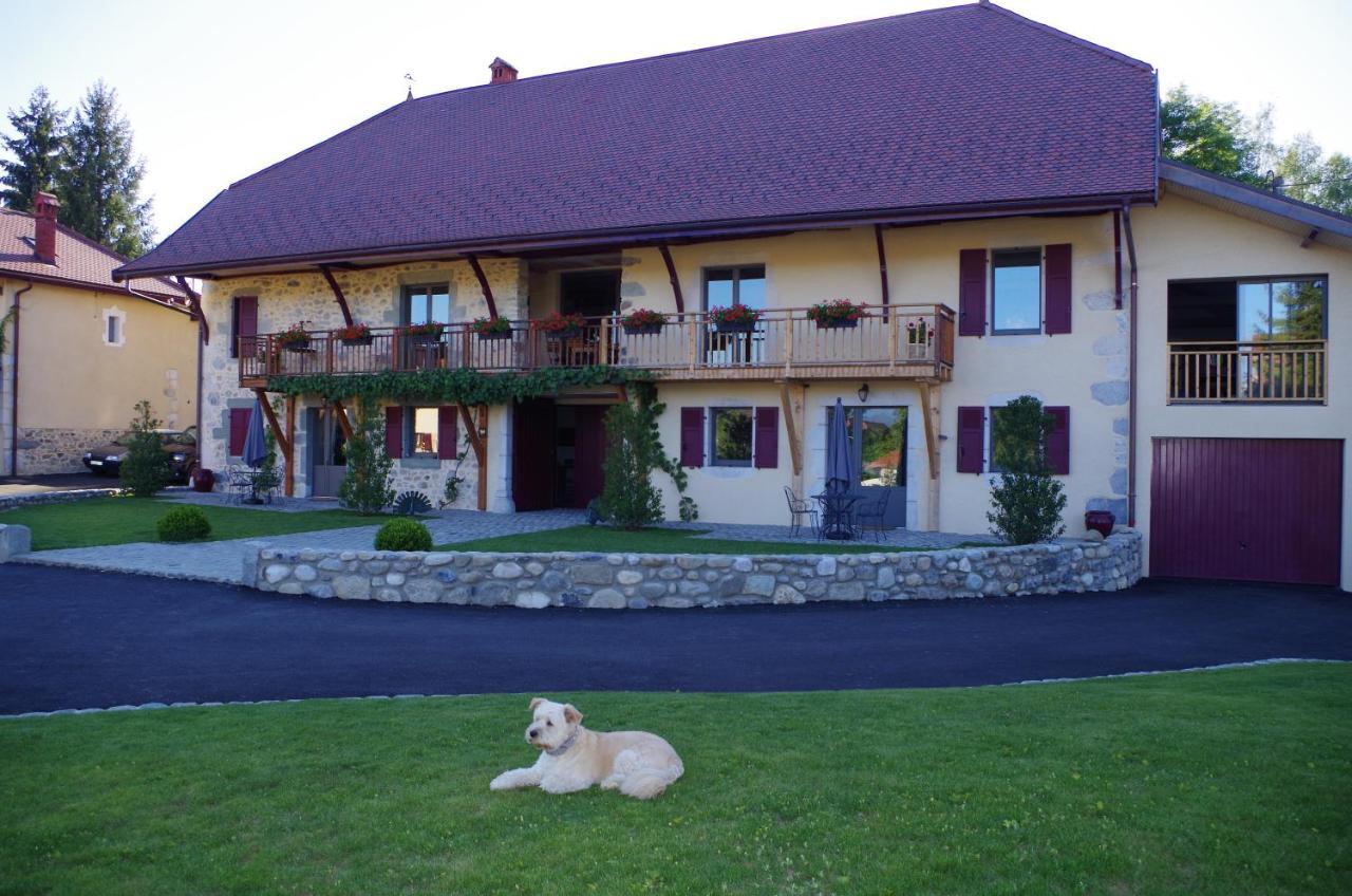 Le Paon Bleu Annecy Poisy Bed & Breakfast Ngoại thất bức ảnh