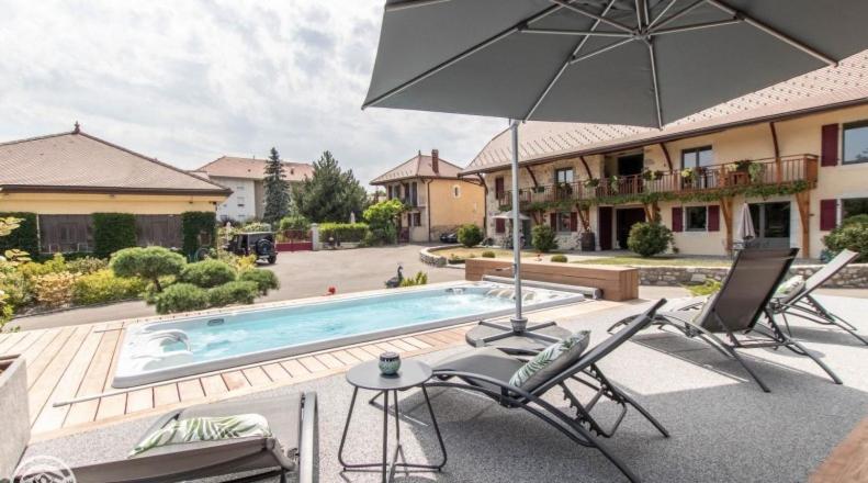 Le Paon Bleu Annecy Poisy Bed & Breakfast Ngoại thất bức ảnh