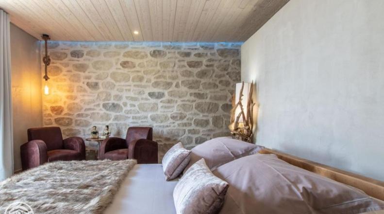 Le Paon Bleu Annecy Poisy Bed & Breakfast Ngoại thất bức ảnh
